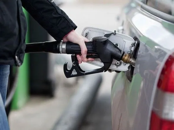 НБУ допускает ежегодный рост цен на топливо на 4-5%