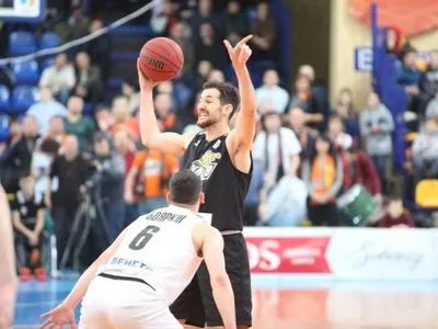 Баскетболисты "Киев-Баскет" нанесли поражение действующему чемпиону Украины