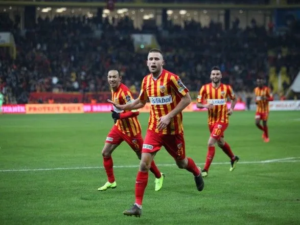 Форвард Кравец оформил победный гол в ворота турецкого гранда