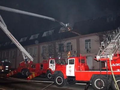 Масштабный пожар в Киеве: горело офисное здание