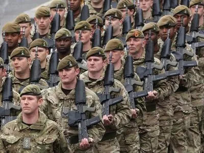 Британія посилить свою військову активність у світі після Brexit