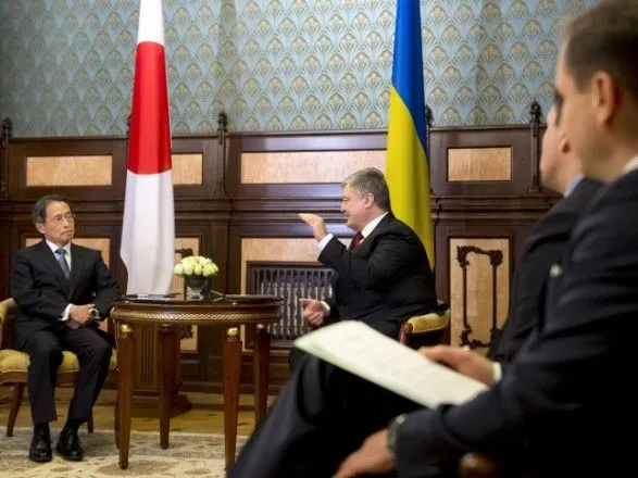 Президент Украины принял верительные грамоты у послов трех государств