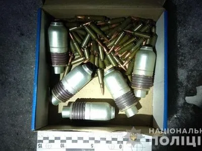 В Донецкой области на вокзале нашли схрон с боеприпасами