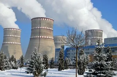 Энергосистема Украины работает без двух атомных блоков