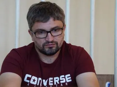 Суд в окупованому Криму продовжив арешт блогеру Мемедемінову