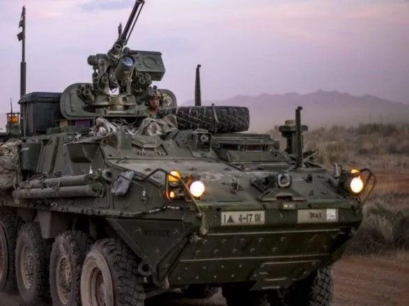 Пентагон отправит броневики Strykers в Европу, чтобы удержать Россию