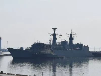 Полторак: почти ежемесячно в порты Украины будут заходить корабли НАТО