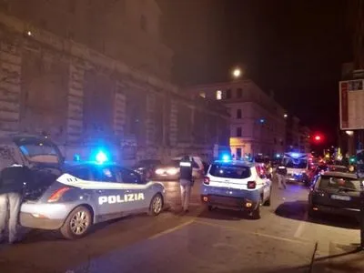 Четыре человека получили ножевые ранения во время драки фанатов в Риме