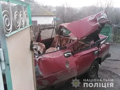 В Николаевской области легковушка влетела в фуру, водитель погиб на месте