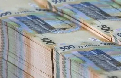 Начальница сельского отделения "Укрпочты" на Буковине присвоил марок и конвертов на 100 000 гривен