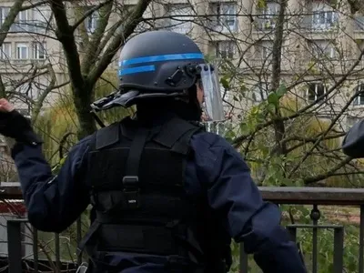 Протесты "желтых жилетов": полиция задержала 26 человек в Париже