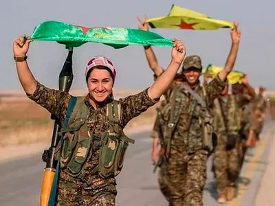 Курды при поддержке США освободили от боевиков ИГИЛ последний сирийский город - СМИ