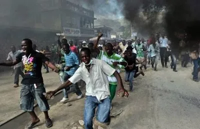 Протестующие взяли под контроль улицы столицы Гаити и требуют отставки президента
