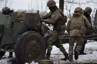Через обстріли на Донбасі загинув український військовий