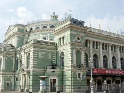 В Петербурге эвакуировали театр из-за сообщения о бомбе