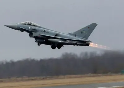 Винищувачі НАТО тренуються в небі над Естонією