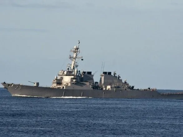 Кораблі РФ слідкують за американським есмінцем у Чорному морі