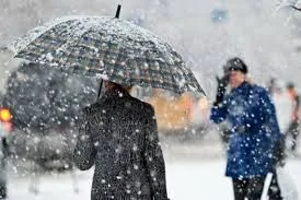 Синоптики: украинцам еще следует ожидать мокрого снега