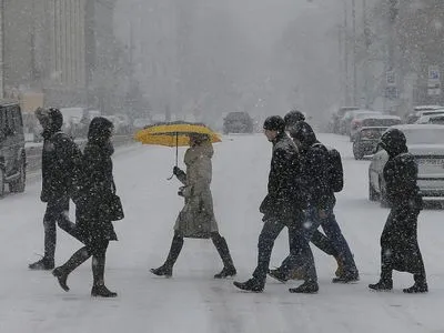 Сегодня в Украине будет идти снег, местами гололедица