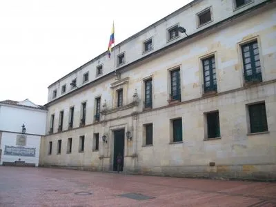 МЗС Колумбії оголосило про відкликання дипломатів з Венесуели