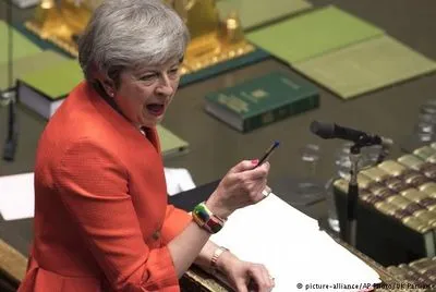 Британский парламент поддержал план Мэй, который может отсрочить Brexit
