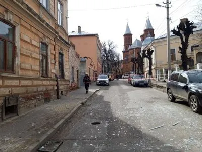 Полиция расследует обстоятельства взрыва в Черновцах