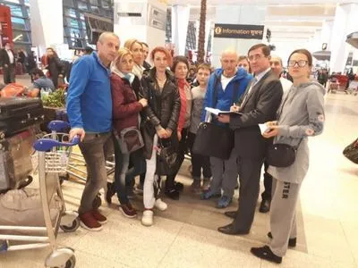 У аеропорту Делі застрягли щонайменше 12 українців - МЗС