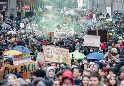 Близько 12 тисяч учнів в Бельгії взяли участь у страйку проти зміни клімату