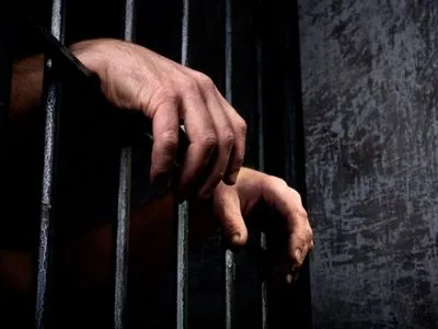Задержан сотрудник колонии, который обещал оказать содействие в смягчении условий заключения