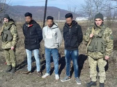Иностранцы пытались попасть в ЕС через украинскую границу