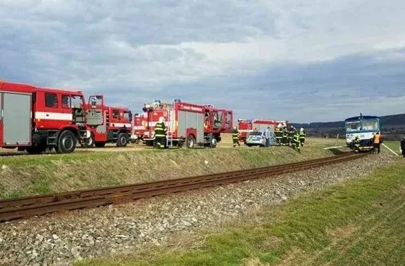 У Чехії зіткнулися два потяги
