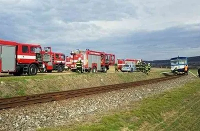 У Чехії зіткнулися два потяги