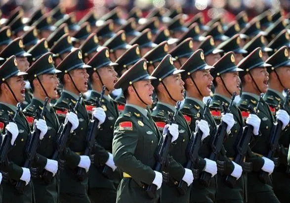 Китай хоче знизити витрати на оборону