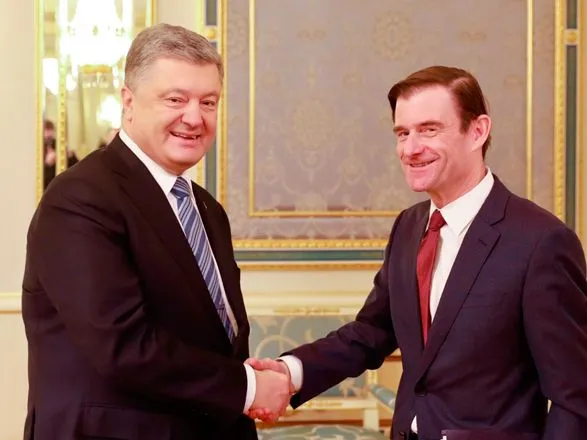 Заместитель госсекретаря США Гейл заверил в поддержке Украины против российской агрессии