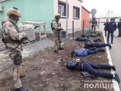 Національна поліція: у Житомирській області затримано масштабну банду вимагачів