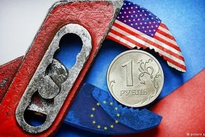 Президент США і прем'єр Чехії висловилися за збереження санкцій проти РФ