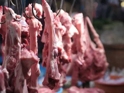В Корее рабочие мясокомбината отравились аммиаком
