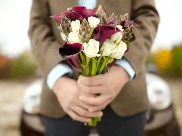 В столице цветы сегодня можно купить в среднем от 25 до 70 грн за штуку