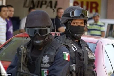 В Мексиці шість чоловік загинули в ході зіткнення між військовими і членами картелю