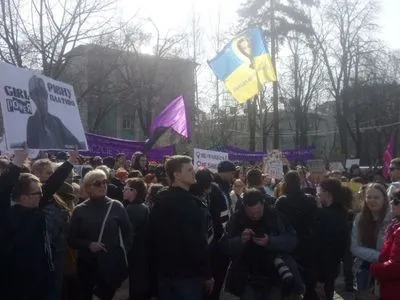 Полиция рассказала подробности о задержанных на марше за права женщин