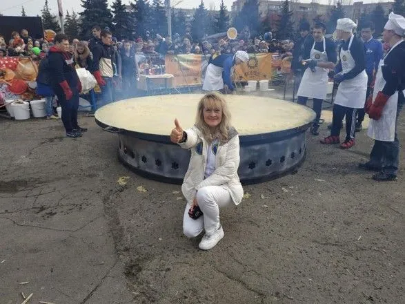 В Украине испекли рекордно большой блин
