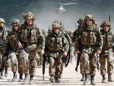 Закон про допуск військових країн НАТО в Україну на навчання набув чинності