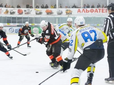"Дніпро" переміг у першій півфінальній серії УХЛ