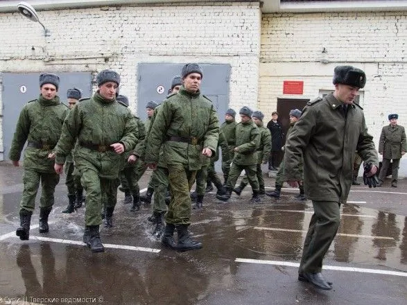 Россия сформировала новые полки возле украинских границ – разведка Эстонии