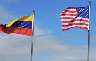 США розширили економічні санкції проти Венесуели
