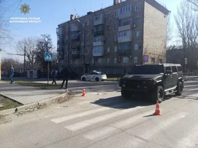 В Запорізькій області Hummer зіткнувся з маршруткою, є постраждалий