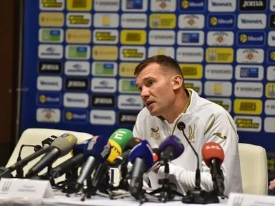 Шевченко выразил позицию об отсутствии Ракицкого в сборной