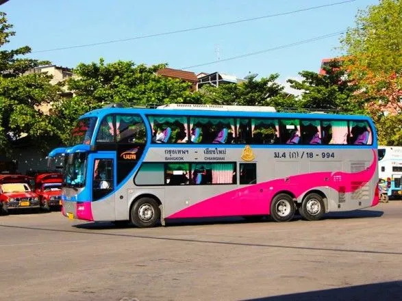 v-tayilandi-31-lyudina-postrazhdala-v-avariyi-z-reysovim-avtobusom