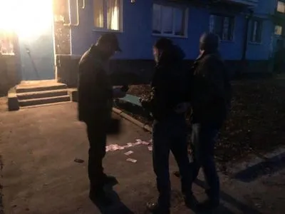 В Луганской области двое полицейских продавали наркотики