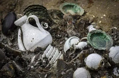 На затонувшем китайском корабле нашли древние реликвии